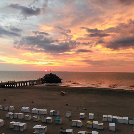 Ruim Appartement Met Zeezicht Blankenberge Kültér fotó